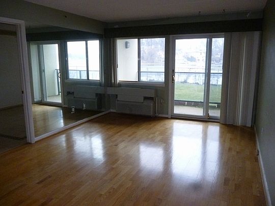5th image of 4 Marina Dr APT D1