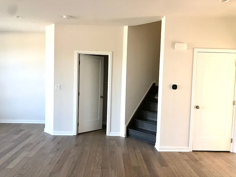 2871 Rayfield Ave — Photo 15
