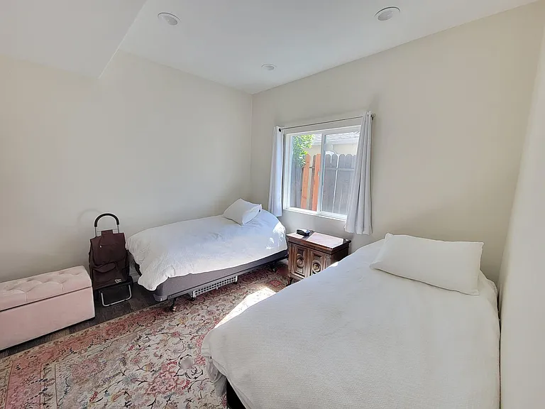 4926 N Rupert Ave — Photo 7
