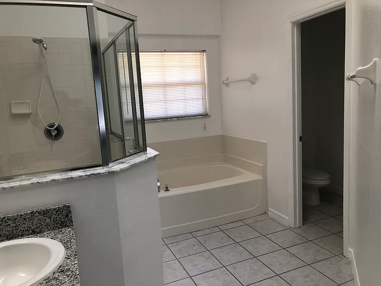 126 Oak Promenade Ct — Photo 21