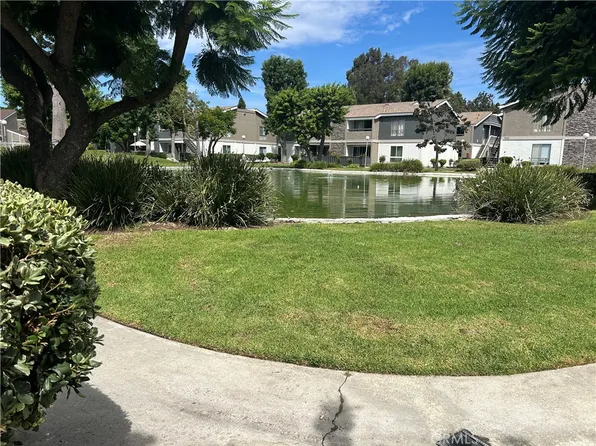 2861 S Fairview St Unit D, Santa Ana, CA 92704