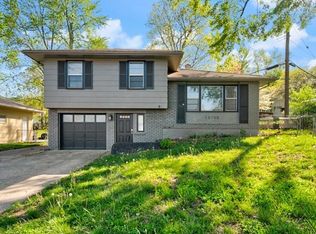 15705 E 35th St S, Independence, MO 64055