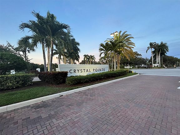 2nd image of 2524 La Cristal Circle