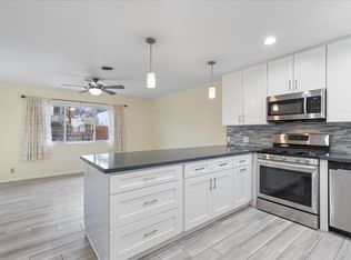 10602 Helendale Ave, Tujunga, CA 91042
