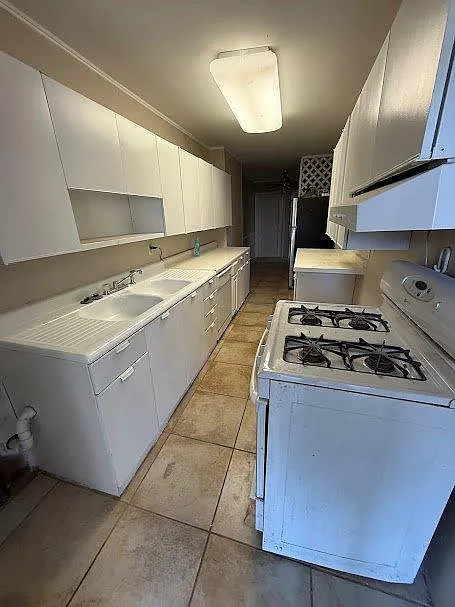 2 bed, 900 sqft, $875 — Photo 3