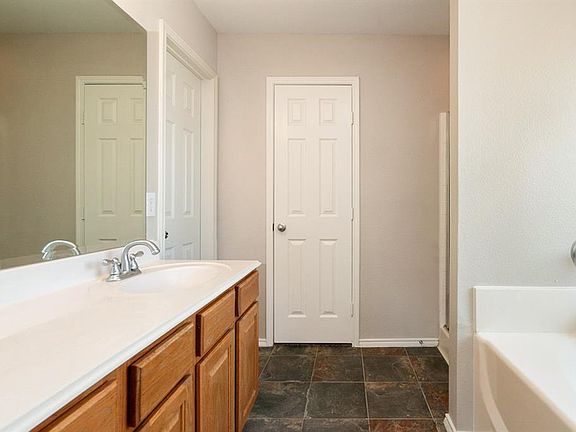 4th image of 9601 Olivia Dr
