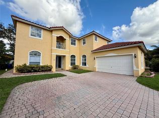 2132 SW 118th Ave, Hollywood, FL 33025