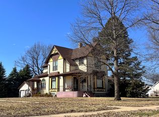 1008 Bryant Ave, Creighton, NE 68729
