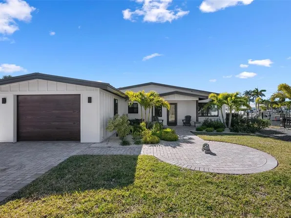 401 28th St, Holmes Beach, FL 34217