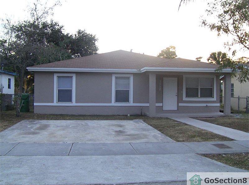 1st image of 2552 NW 9th Ct