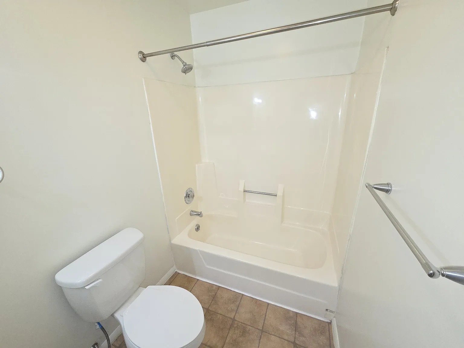 Umberto Towns - 124B — Photo 3