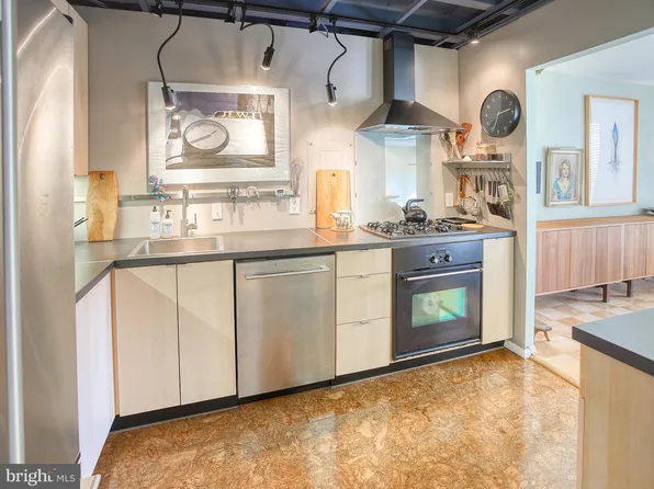 9900 Georgia Ave #27-106, Silver Spring, MD 20902