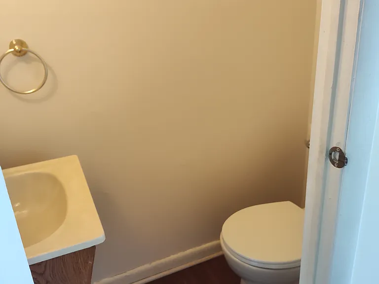 5653 Wood Ln — Photo 3