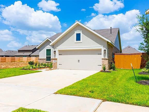 2nd image of 4914 Sky Bluff Dr
