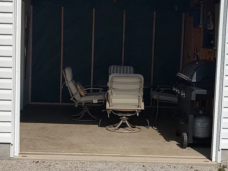 208 E Bayview Dr — Photo 15