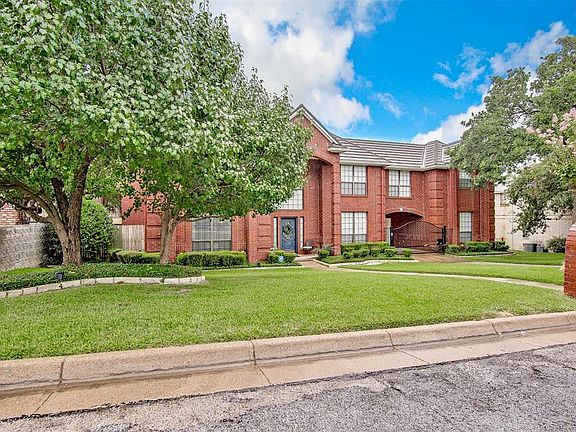 3rd image of 6206 Tiffany Oaks Ln