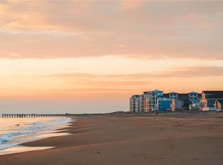 3738 Sandpiper Rd APT 317B, Virginia Beach, VA 23456