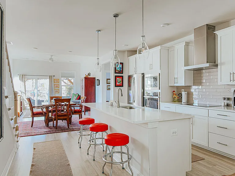 505 Crimson St — Photo 6