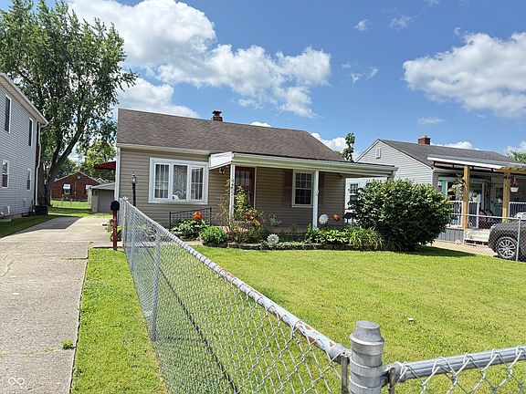 2nd image of 4853 Wentworth Blvd