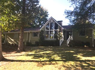 2642 Wood Hollow Dr, Dunwoody, GA 30360