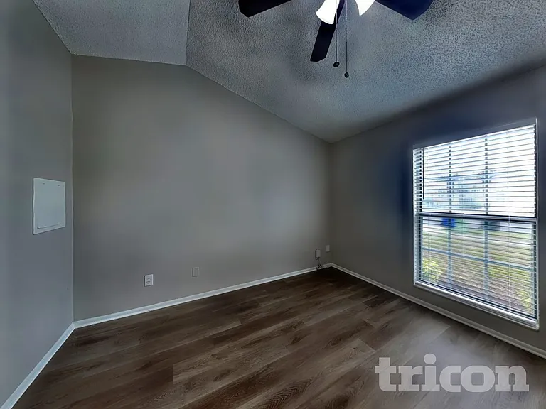 4413 Shadberry Dr — Photo 8