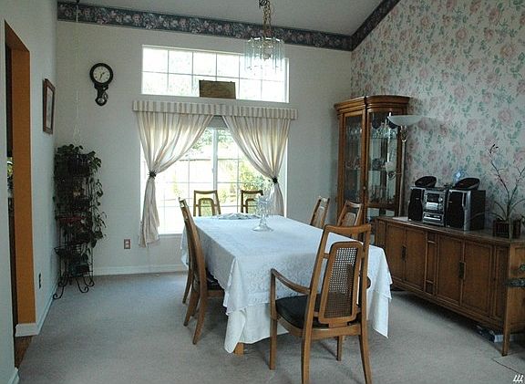 3rd image of 13124 SE 223rd Ct