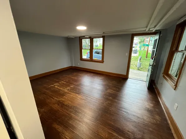 309 Brockway Ave, Morgantown, WV 26501