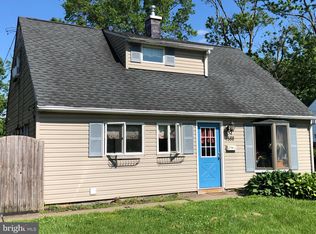 588 Rosemar Dr, Morrisville, PA 19067