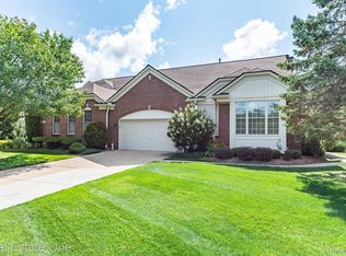 1507 Ford Ct, Rochester, MI 48306