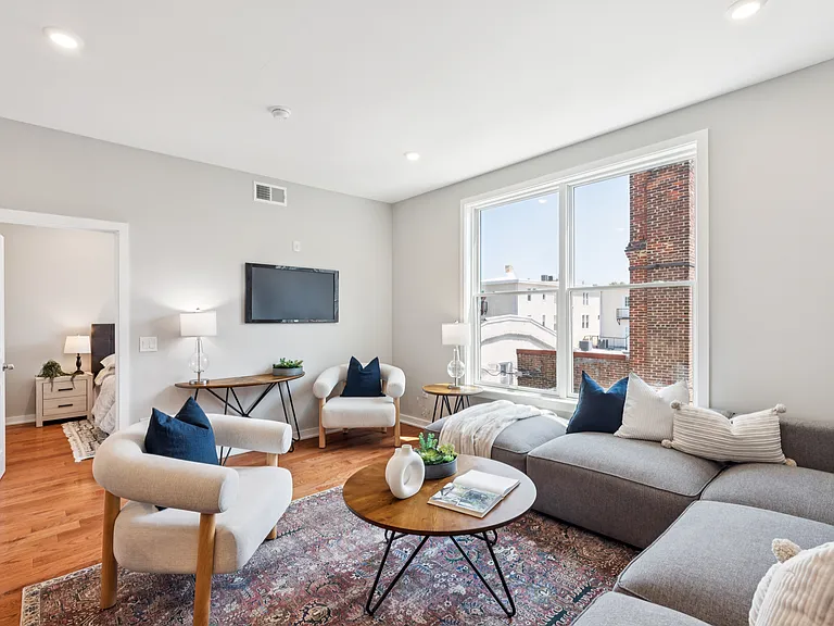 203 Haverford Ave #206 — Photo 16