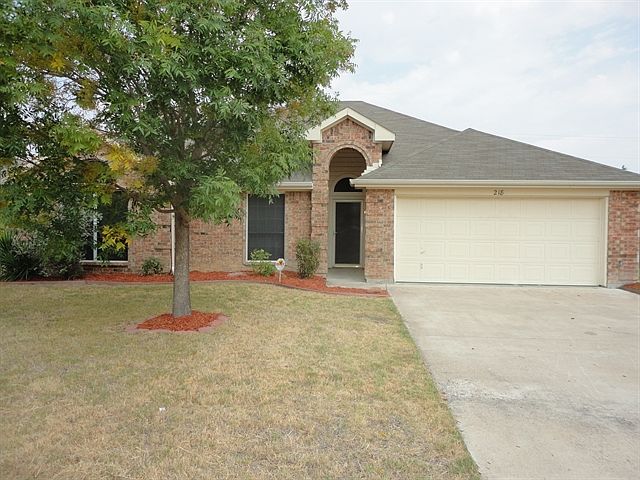 1st image of 218 Chesterfield Cir