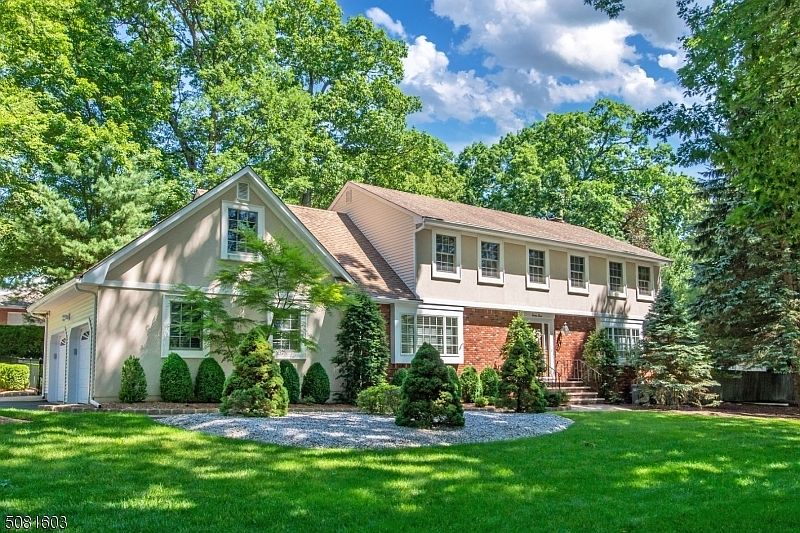 78 Urban Club Rd Wayne Nj 07470 Mls 3721260 Zillow [ 533 x 800 Pixel ]