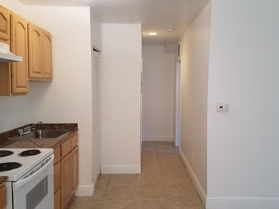 1st image of 137 N Federal Hwy APT 1
