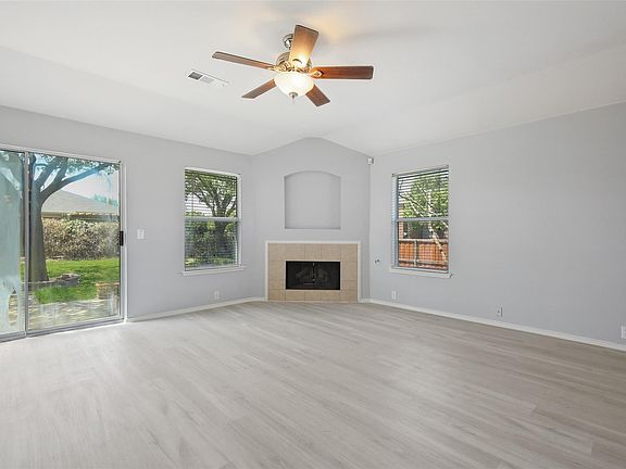 2nd image of 201 Lakefield Dr