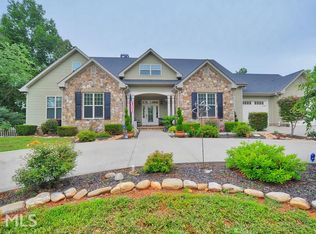 180 Hyalite Rd W, Dahlonega, GA 30533