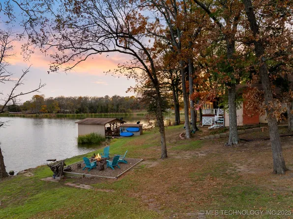 1117 Peninsula, Fort Towson, OK 74735