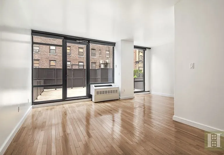 148 E 24th St #3E — Photo 20