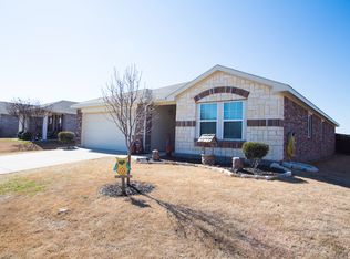 111 Blackforest Rd, Krum, TX 76249