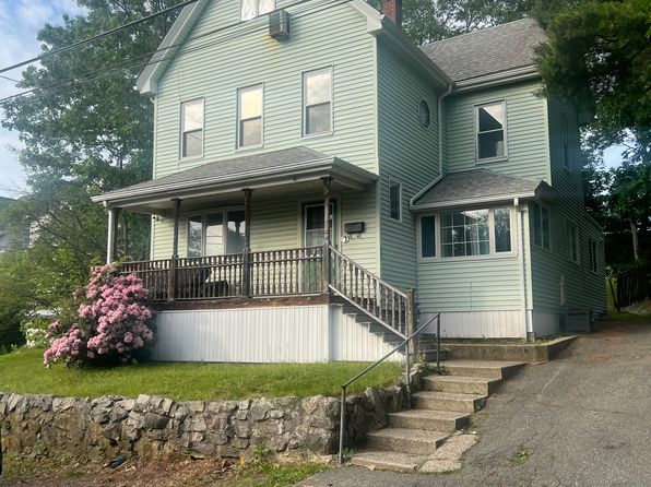 55 Roberts St