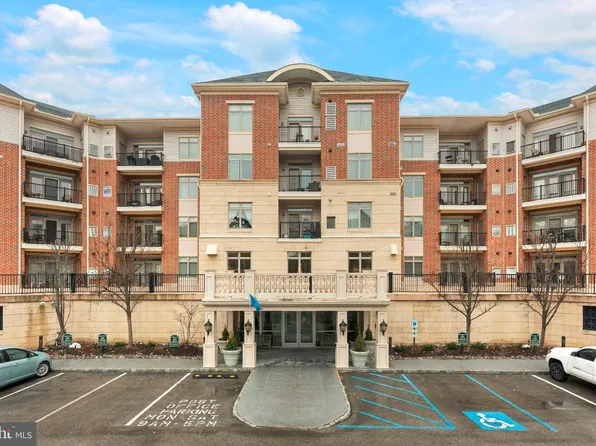 531 Carson Ter, Huntingdon Valley, PA 19006