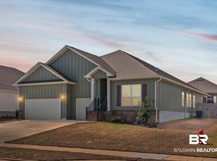 21581 Burney Rd, Fairhope, AL 36532
