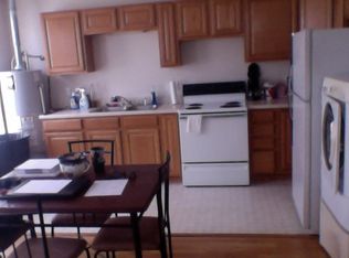 108 1/2 N Main St #A, Fairfield, IA