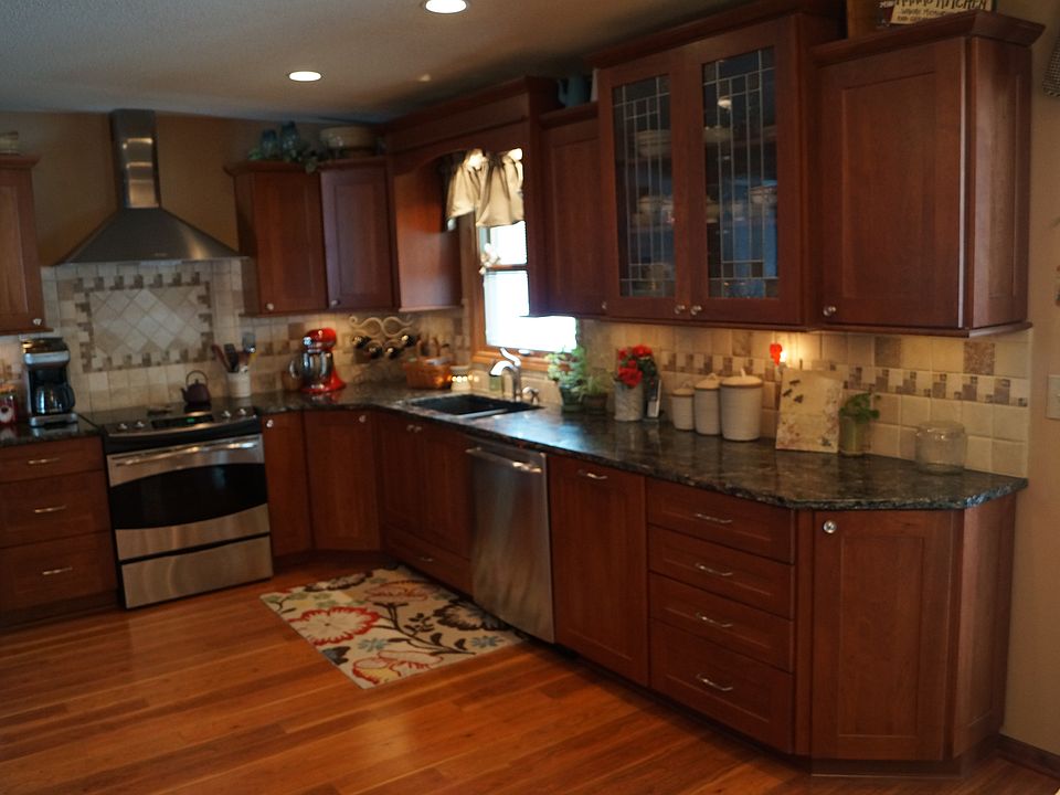 2nd image of 4504 75th St