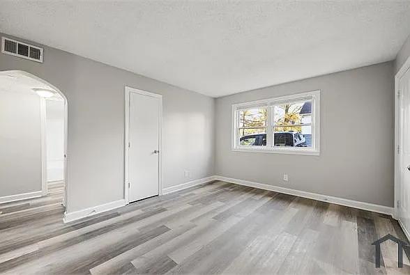 2 bed, 750 sqft, $1,790 — Photo 3