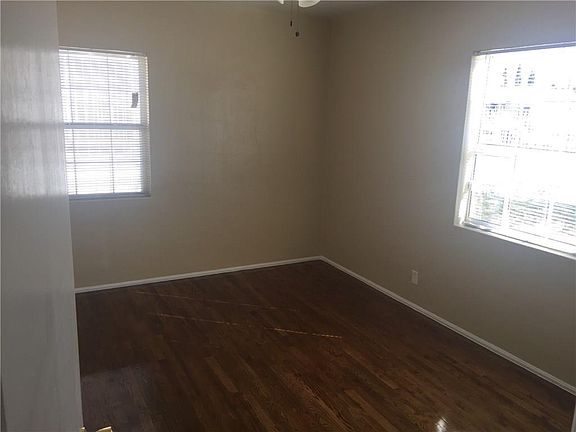 5th image of 808 Lomita Dr
