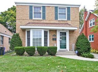 1223 Potter Rd, Park Ridge, IL 60068