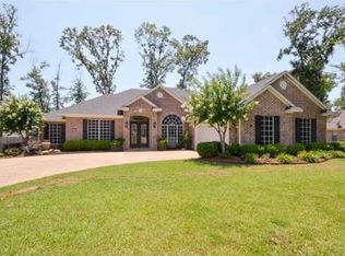 1972 Honeytree Trl, Haughton, LA 71037