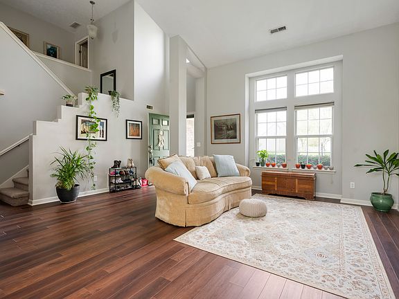 5th image of 19225 Amber Way