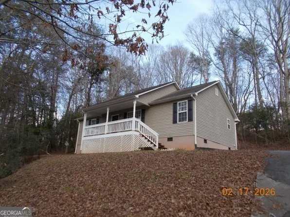 124 Tradewinds Rd, Cleveland, GA 30528