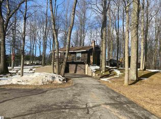 6400 Boone Rd, Traverse City, MI 49685